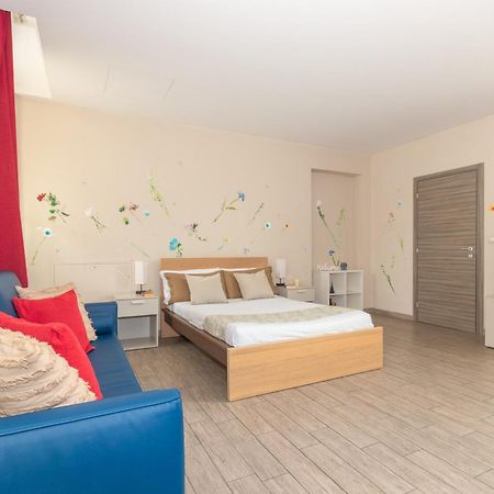 トリノ Housing Giuliaアパートホテル エクステリア 写真